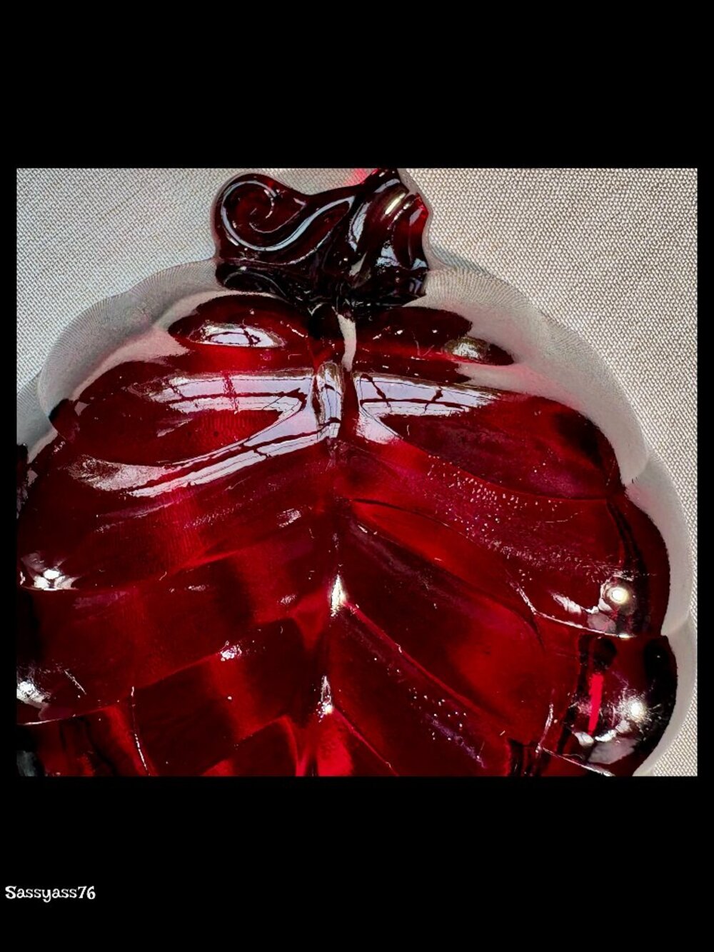 ▪️VTG▪️Mid-Century Set SIX Ruby Red Strawberry Shaped Glass Dessert Candy Dishes - Picture 9 of 9